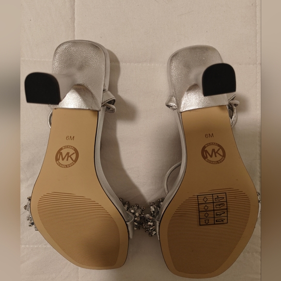 Michael Michael Kors Lucia Embellished Metallic Leather Sandal NEW, NEVER WORN - Picture 6 of 6